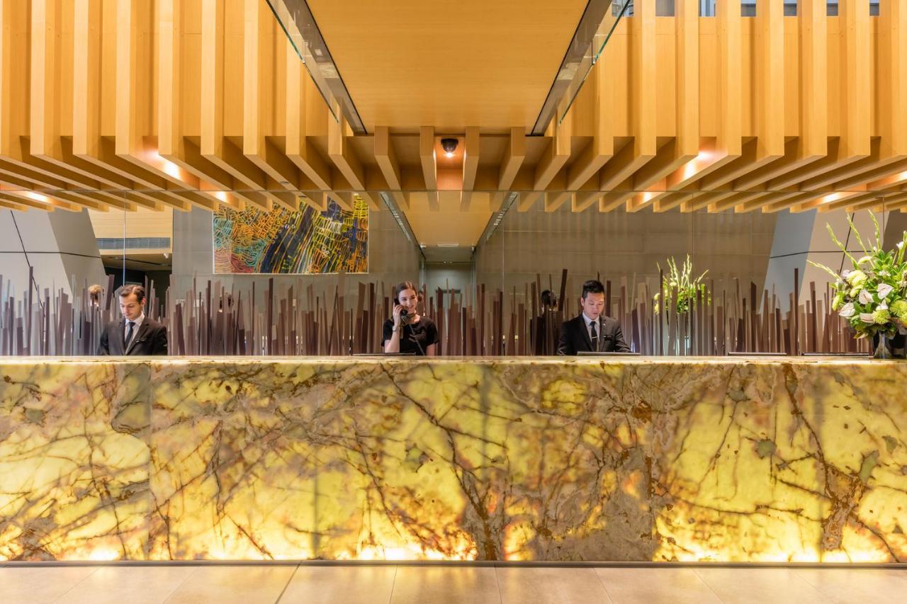 Meriton Suites World Tower, Sídney Exterior foto The lobby of the hotel